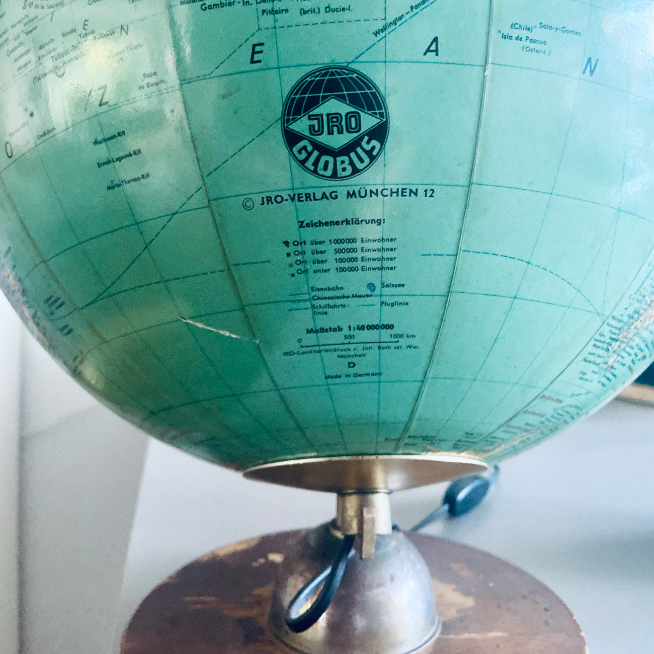 Globe / Globus, JRO-Verlag München, Germany, 1950s