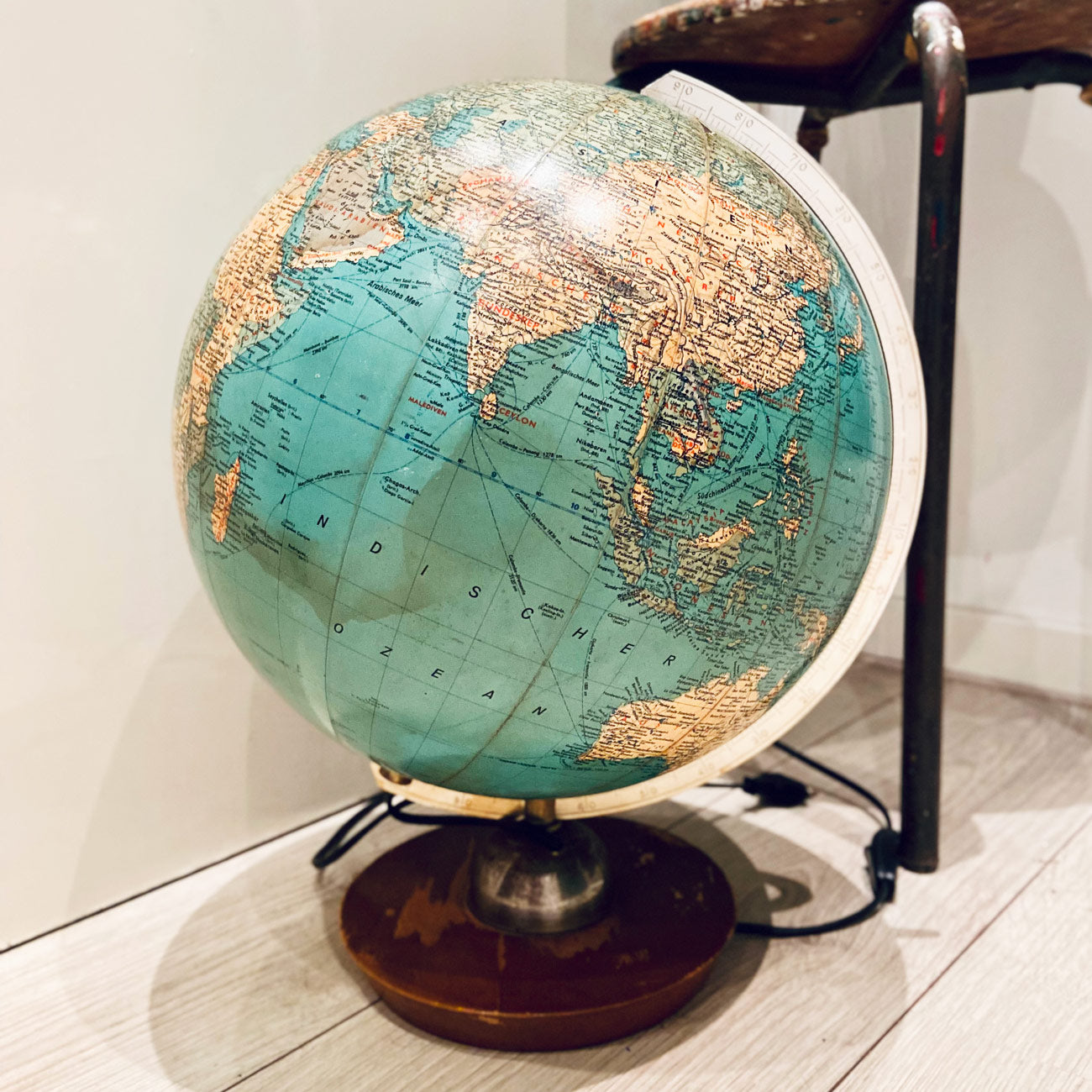 Globe / Globus, JRO-Verlag München, Germany, 1950s