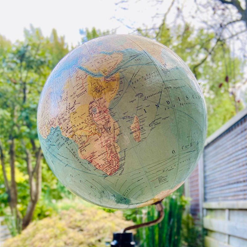 Globe, SVH, Political Globe, The Netherlands, 1950s
