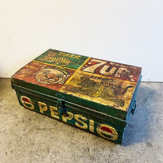 Vintage metal pop-art box "Pepsi" and "7UP", India / UK, 20th century