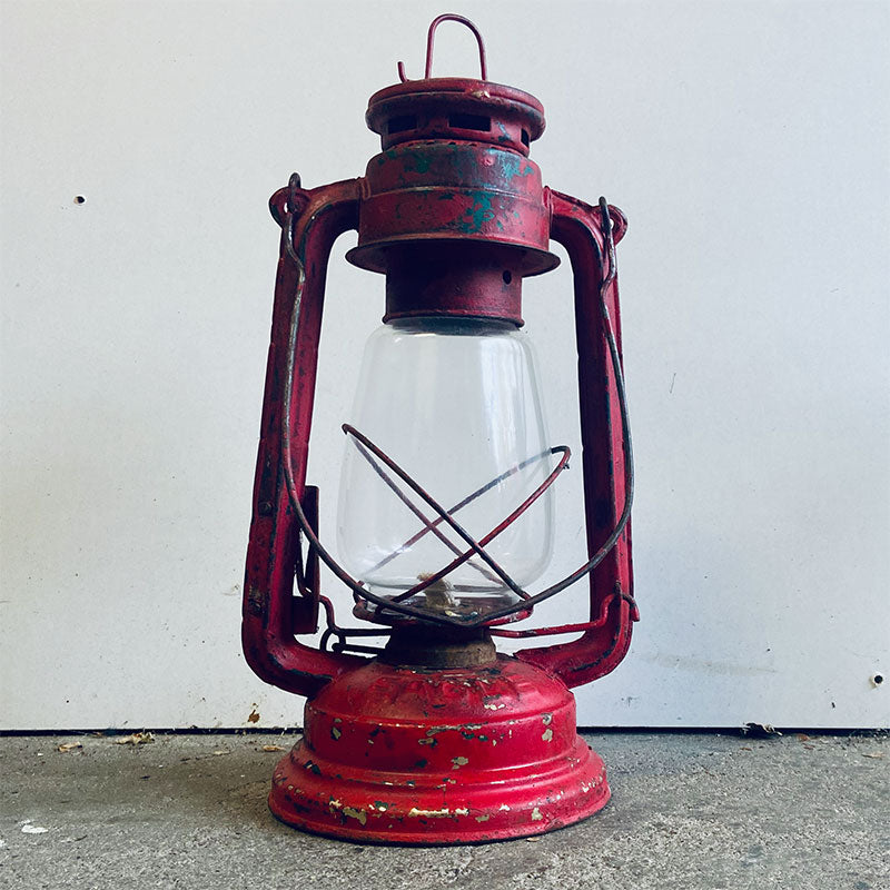 Vintage Eagle petrol lamp, iron red
