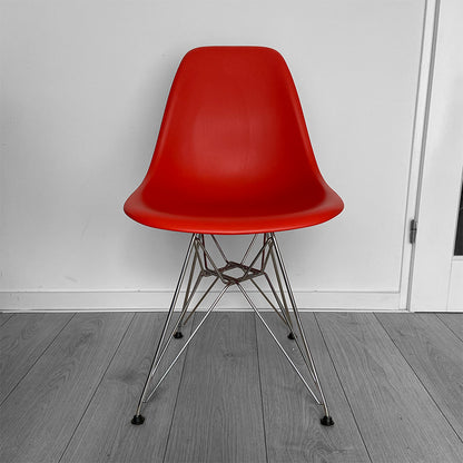Poppy Red vintage Vitra, Charles and Ray Eames, DSR Plastic Chair, USA / Germany, 2008