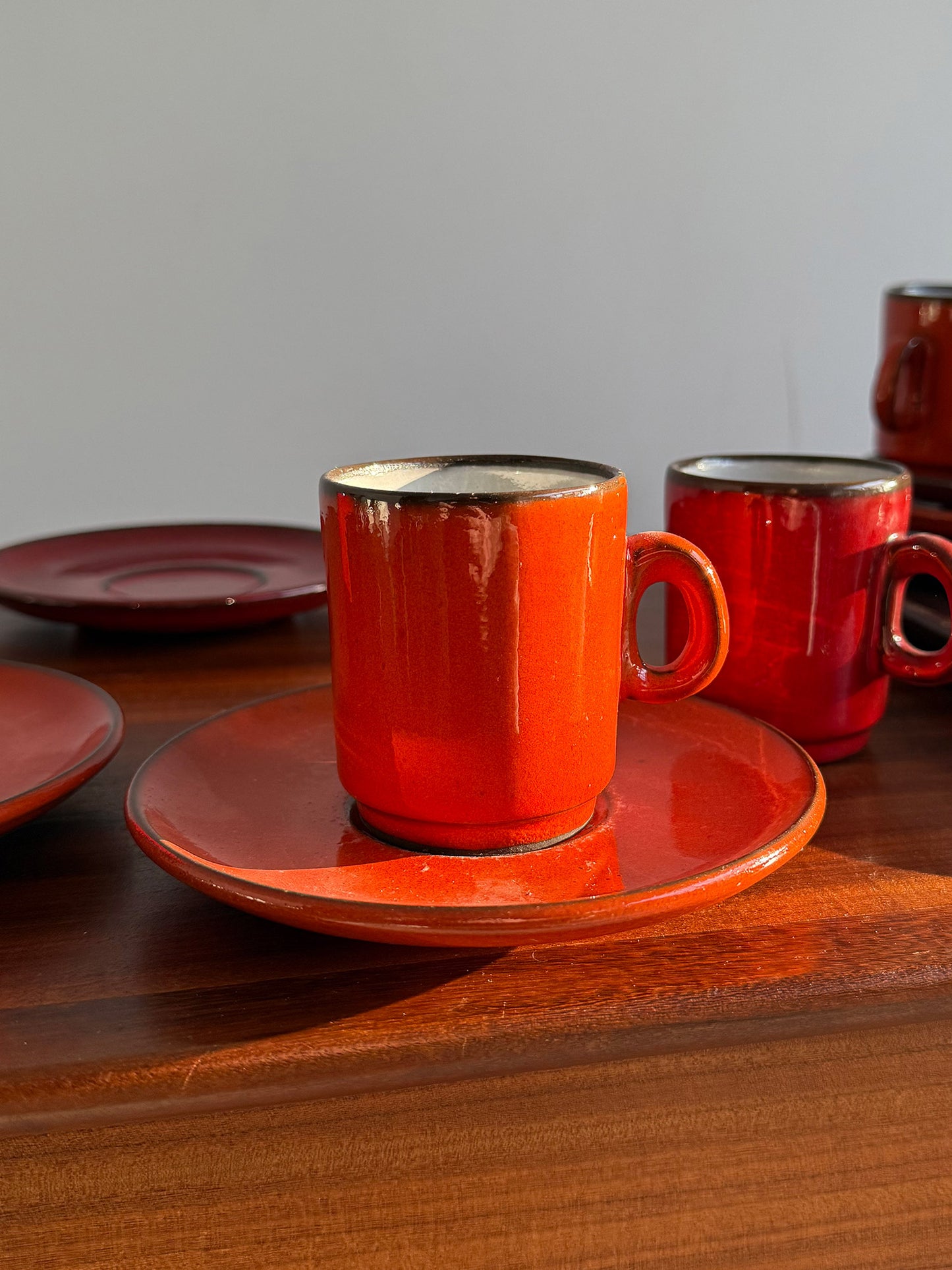 6x Ceramic coffee cups and saucers, Norway, 1970s