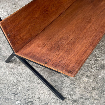 Mid-Century modern Pilastro side table, lectern / magazine rack, The Netherlands / Dutch, 1960s