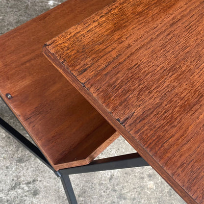 Mid-Century modern Pilastro side table, lectern / magazine rack, The Netherlands / Dutch, 1960s