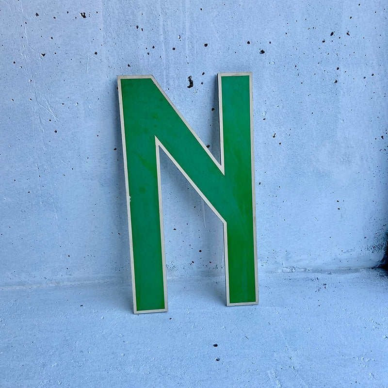 Vintage advertising / promotional acrylic lettering (signing), Dutch, 1980s (M+N)