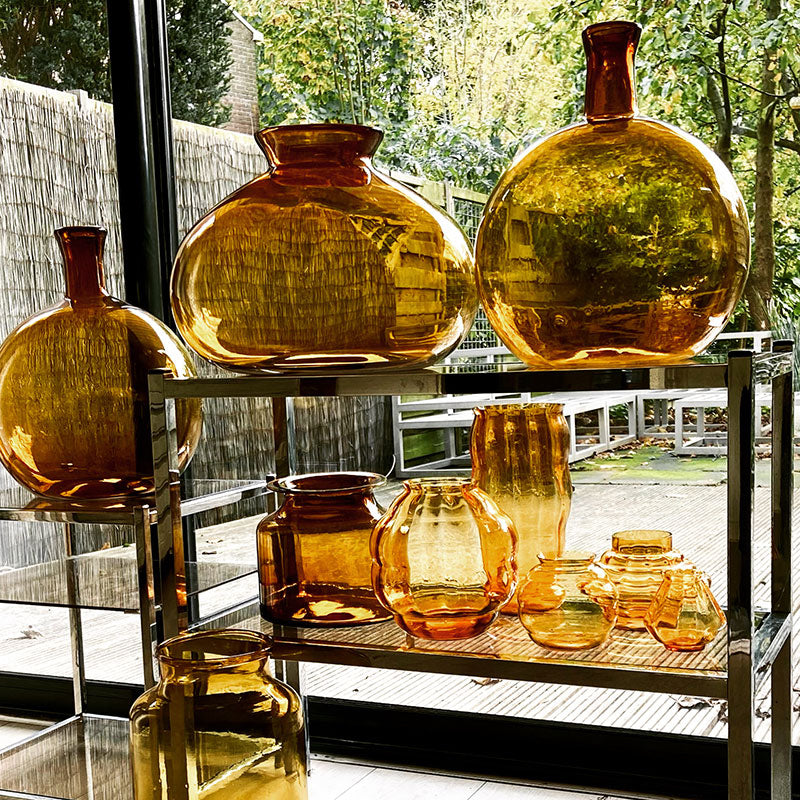 inspiration oblomov art amber glass vase