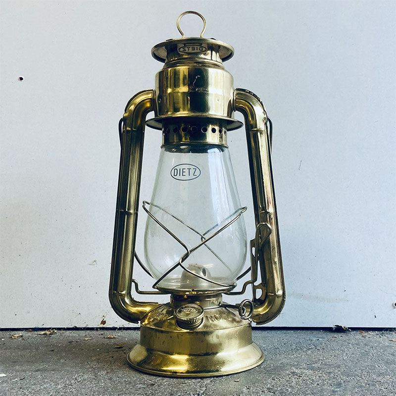 Vintage Dietz No.20 gold tone petrol lamp, China, 1970s