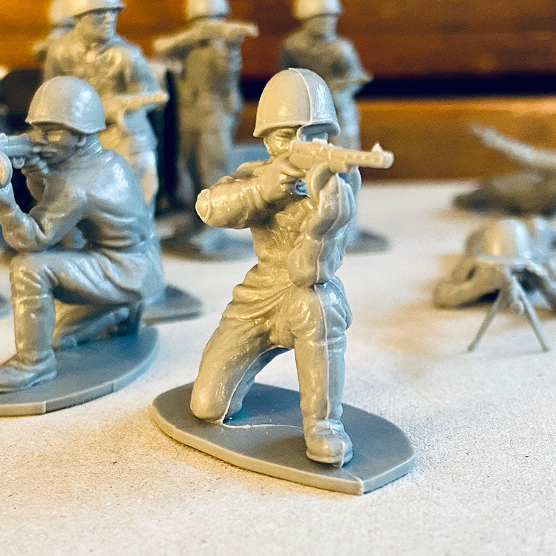 Vintage Airfix 1/32 toy soldiers Russian Infantry [51453-8], Made in England, 1970
