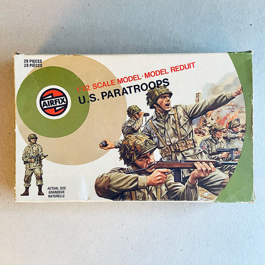 Vintage Airfix 1/32 toy soldiers U.S. Paratroops [51464-8], Made in England, 1976